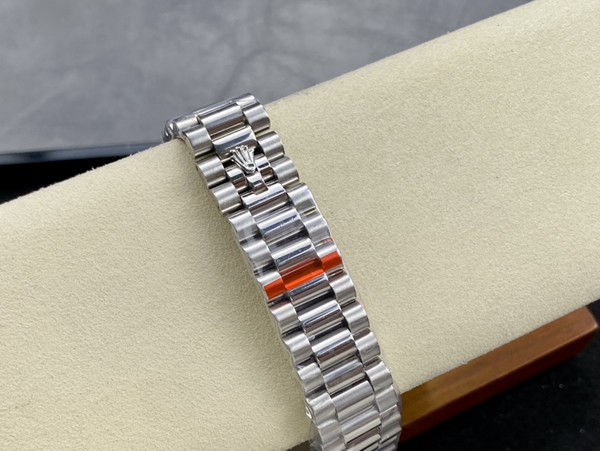 激安ロレックス着用イメージ